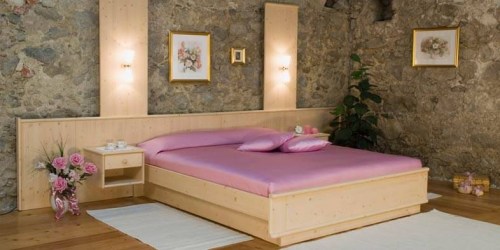 Massivholz-Schlafzimmer Nizza von Gaderform